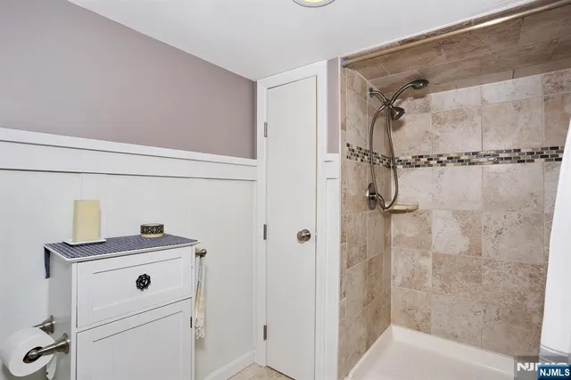 $799,000 | 471 Maple Avenue, Glen Rock, NJ 07452