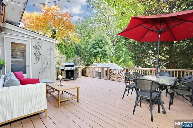 $799,000 | 471 Maple Avenue, Glen Rock, NJ 07452