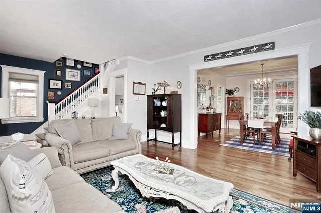 $799,000 | 471 Maple Avenue, Glen Rock, NJ 07452