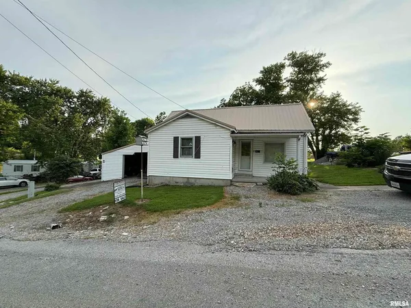 $56,300 | 41 Cache Avenue, Buncombe, IL 62912