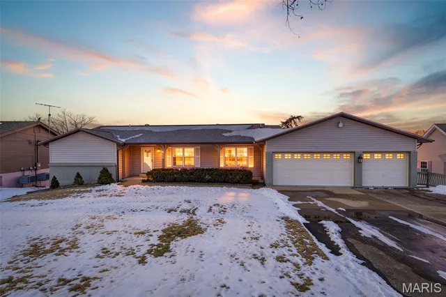 $459,900 | 617 Marseilles Drive, Bonne Terre, MO 63628