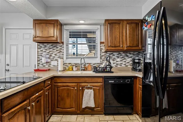 $459,900 | 617 Marseilles Drive, Bonne Terre, MO 63628