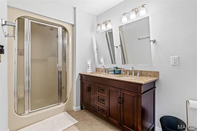 $459,900 | 617 Marseilles Drive, Bonne Terre, MO 63628