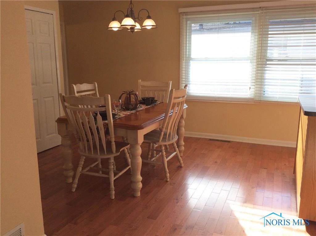 4505 Elmhurst Road Toledo, OH 43613 - Photo 6 of 22 Gallery Image 6