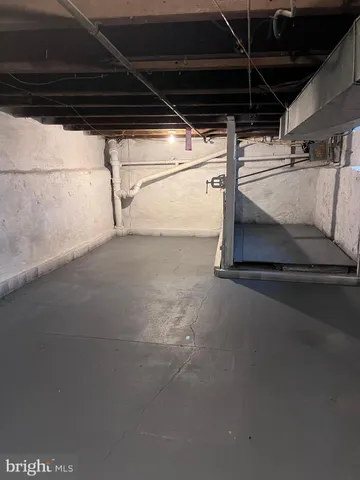 $169,900 | 2117 West 4th Street, Chester, PA 19013