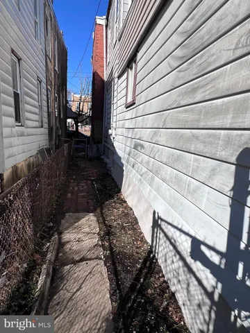 $169,900 | 2117 West 4th Street, Chester, PA 19013