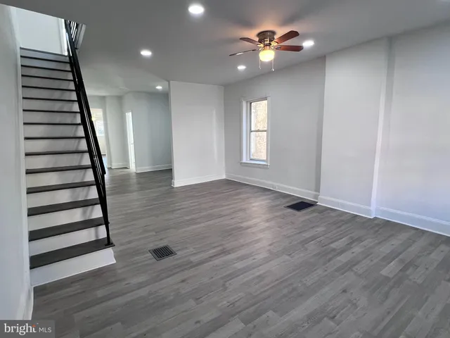 $169,900 | 2117 West 4th Street, Chester, PA 19013