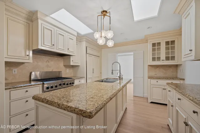 $30,000 | Undisclosed Address, Palm Beach, FL 33480