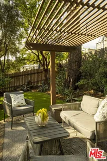 $999,000 | 2731 Delor Road, Los Angeles, CA 90065