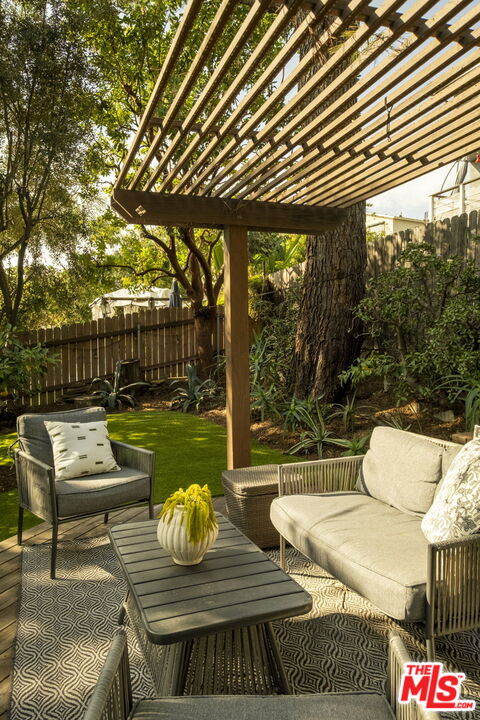 2731 Delor Road Los Angeles, CA 90065 - Photo 20 of 29