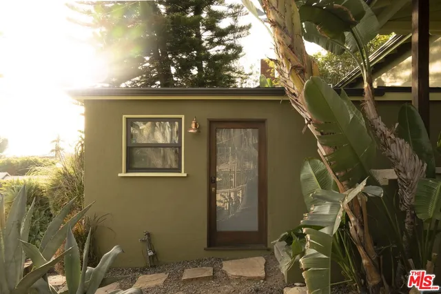 $999,000 | 2731 Delor Road, Los Angeles, CA 90065