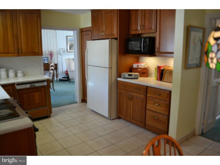 441 Kerr Lane Springfield, PA 19064 - Photo 4 of 19 Kitchen