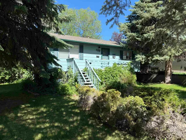 $219,930 | 120 South 12th Street, Thermopolis, WY 82443
