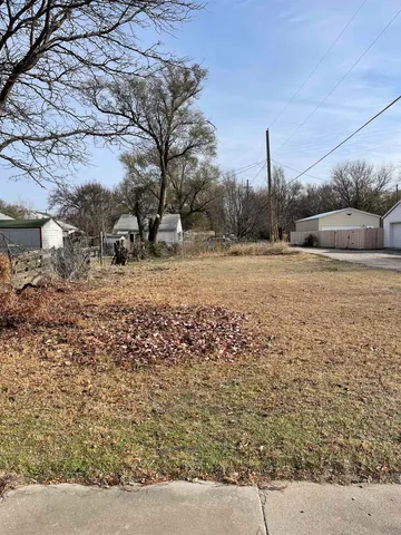 $4,900 | 1110 South Hiram Avenue, Wichita, KS 67213