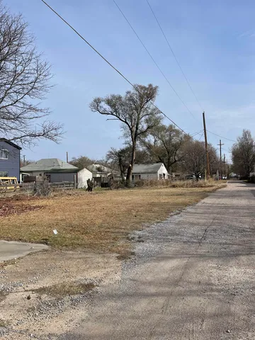 $4,900 | 1110 South Hiram Avenue, Wichita, KS 67213