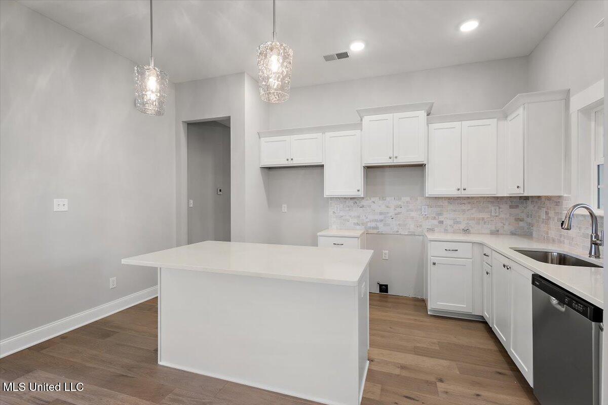 597 Sunflower Street Nesbit, MS 38651 - Photo 12 of 35 Tunica