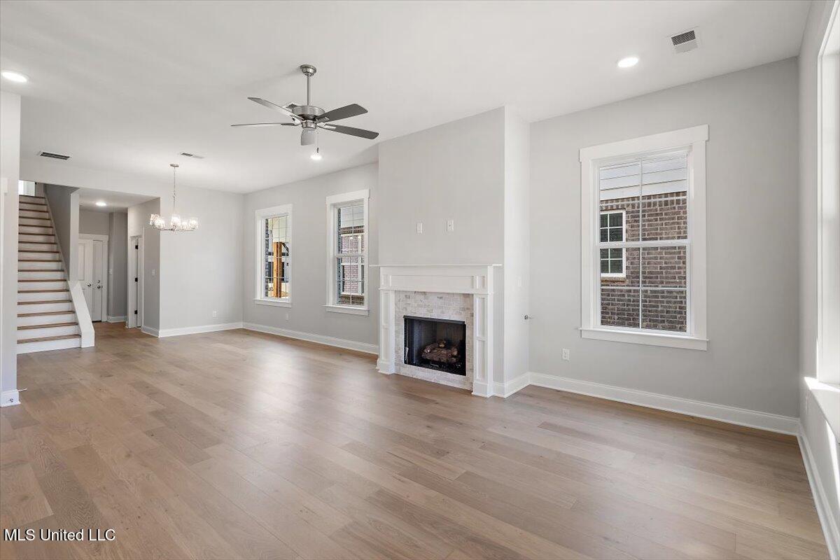 597 Sunflower Street Nesbit, MS 38651 - Photo 7 of 35 Tunica