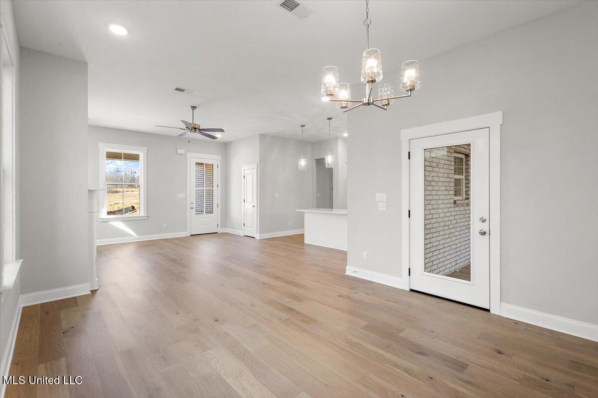 597 Sunflower Street Nesbit, MS 38651 - Photo 10 of 35 Tunica