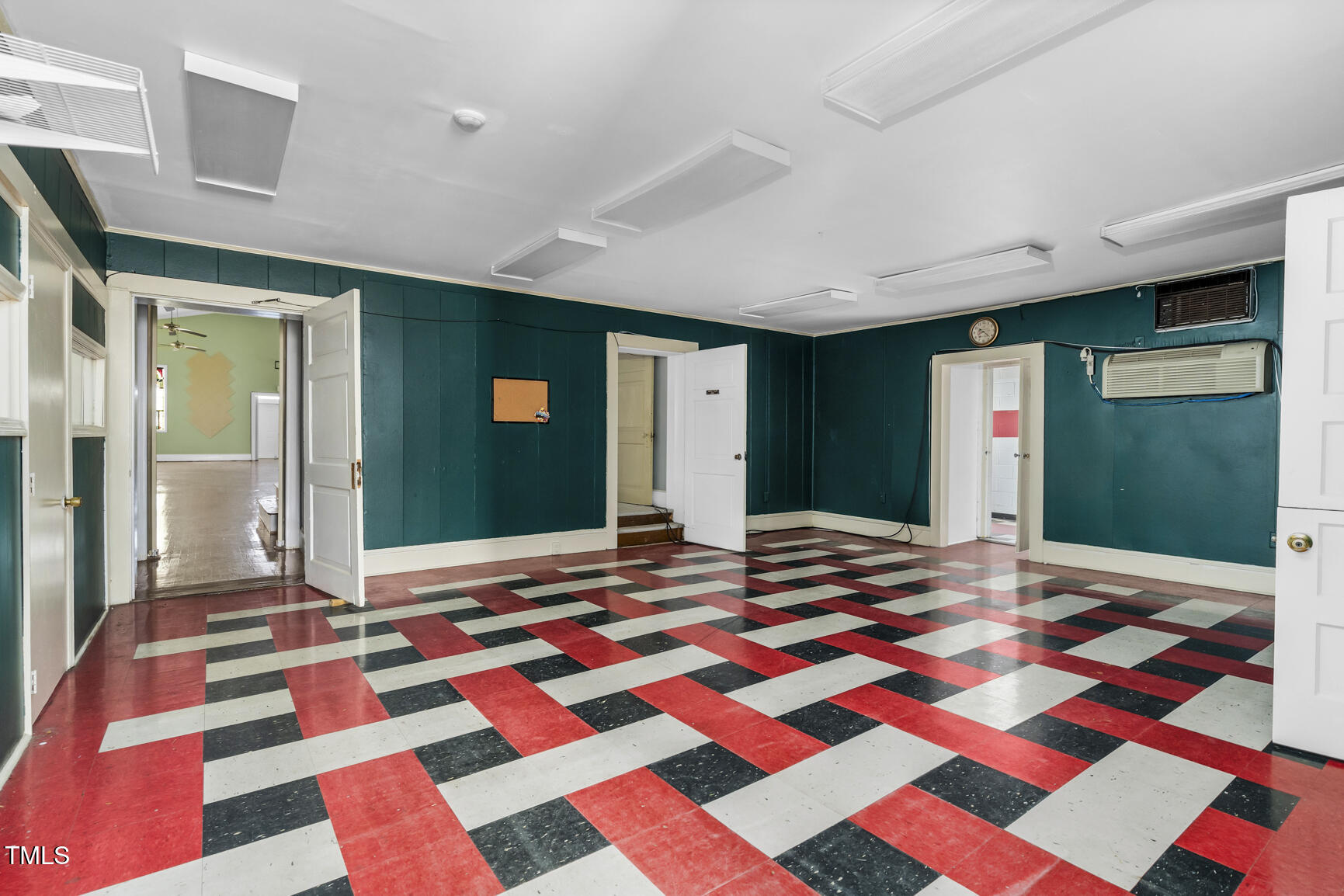 408 Cokey Road Rocky Mount, NC 27801 - Photo 12 of 44 018-408CokeyRoad-RockyMount-NC-27801-FUL