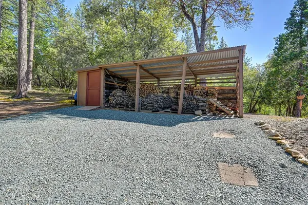 $399,000 | 12956 Aqueduct Grove Road, Pine Grove, CA 95665