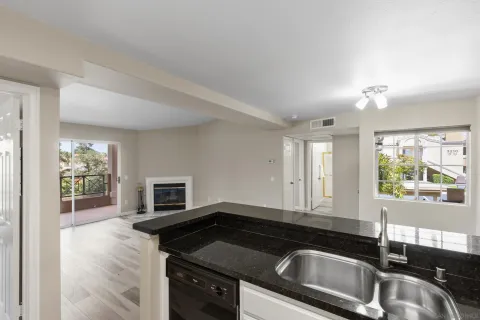 $630,000 | 3110 Sello Lane, Unit 70, Carlsbad, CA 92009