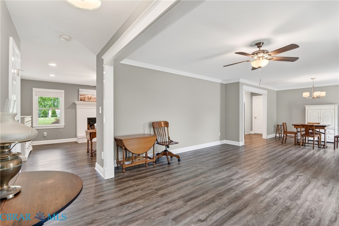 7998 Roaring Springs Road Gloucester, VA 23061 - Photo 5 of 40