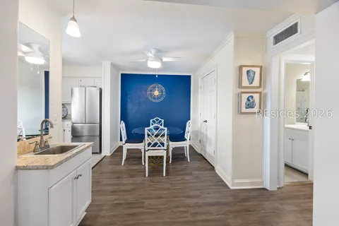 $287,500 | 663 William Hilton Parkway, Unit 1421, Hilton Head Island, SC 29928