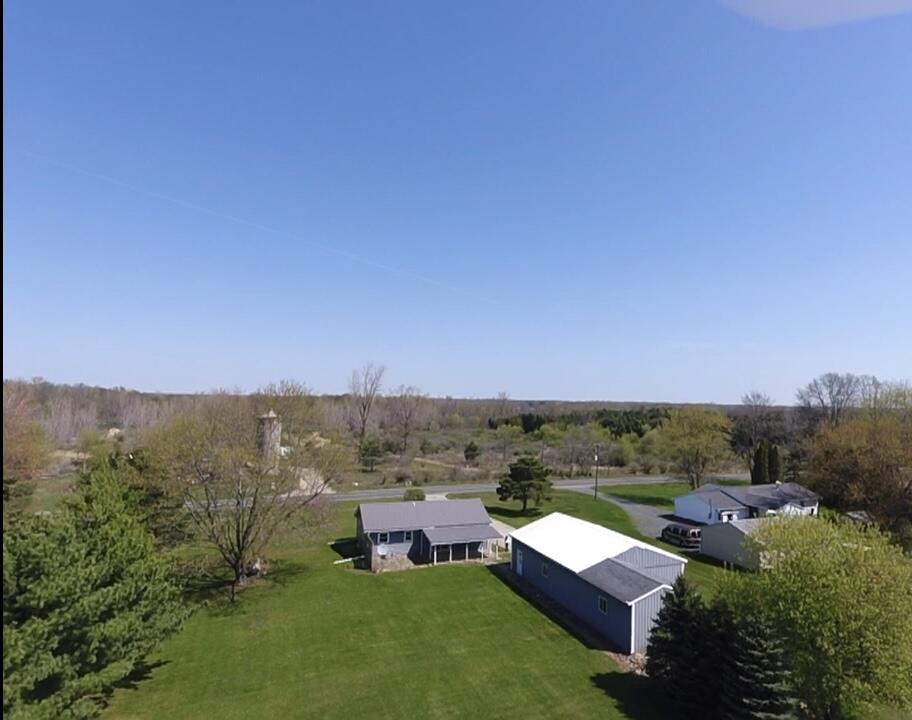 1535 West Kinley Road St. Johns, MI 48879 - Photo 3 of 41 IMG_3591