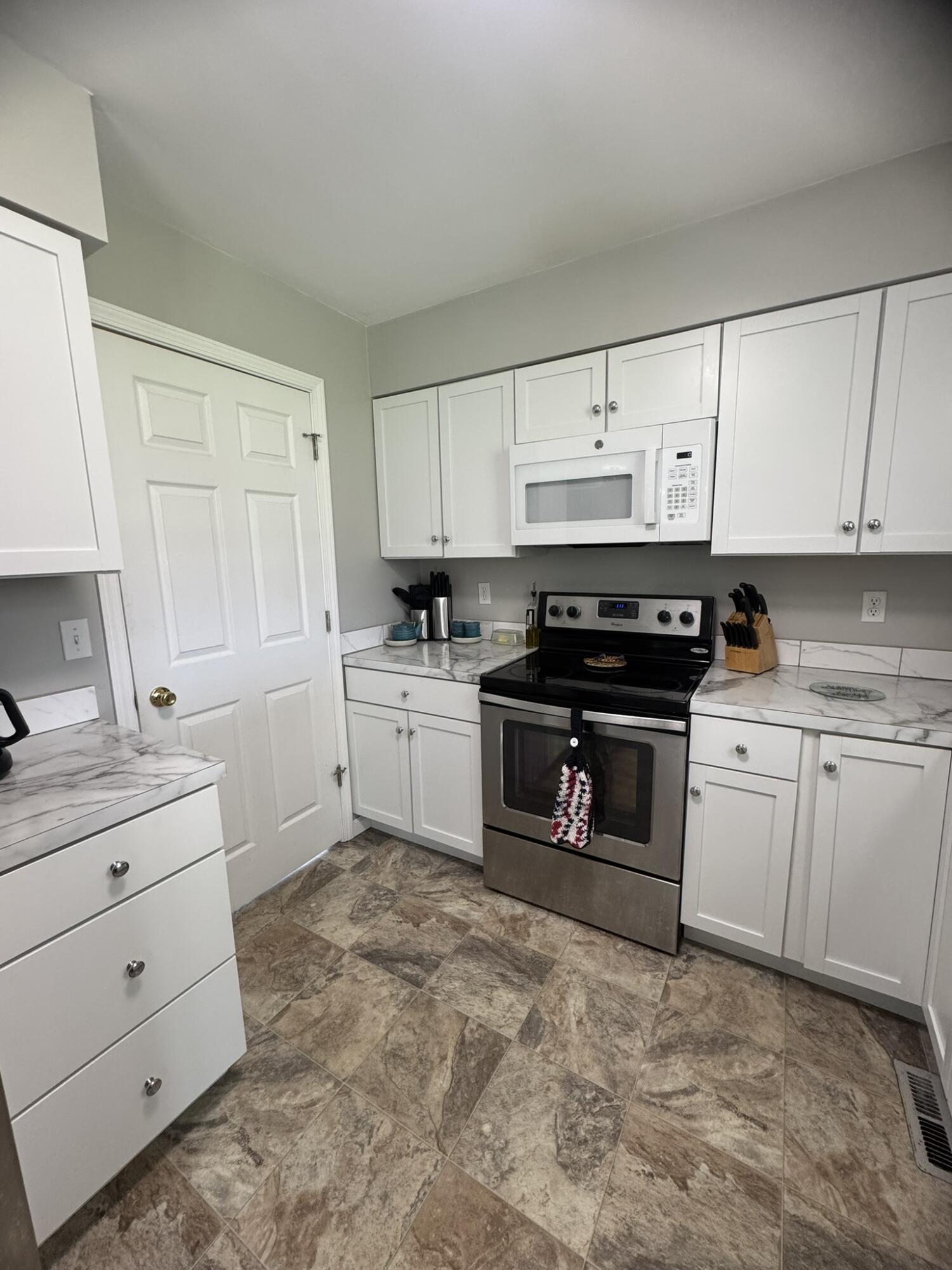 1535 West Kinley Road St. Johns, MI 48879 - Photo 9 of 41 IMG_3689