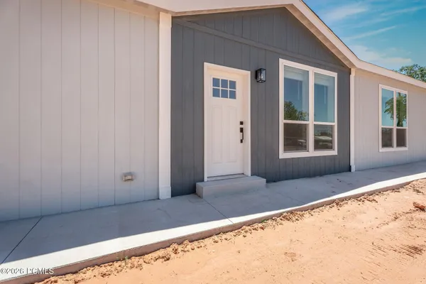 $415,000 | 464 Jessop Avenue, Hildale, UT 84784
