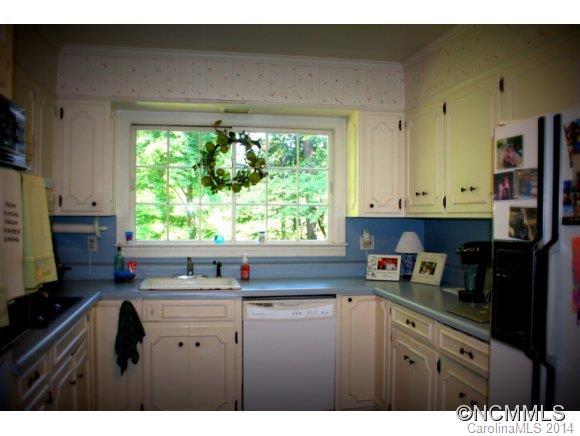 248 Edwards Street Rutherfordton, NC 28139 - Photo 11 of 24 Gallery Image 11