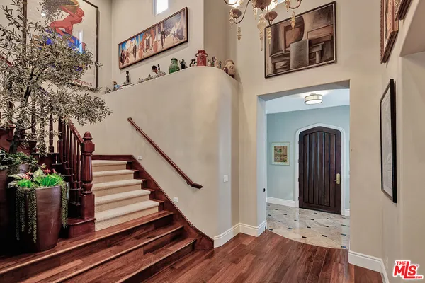 a view of a entryway door of the house