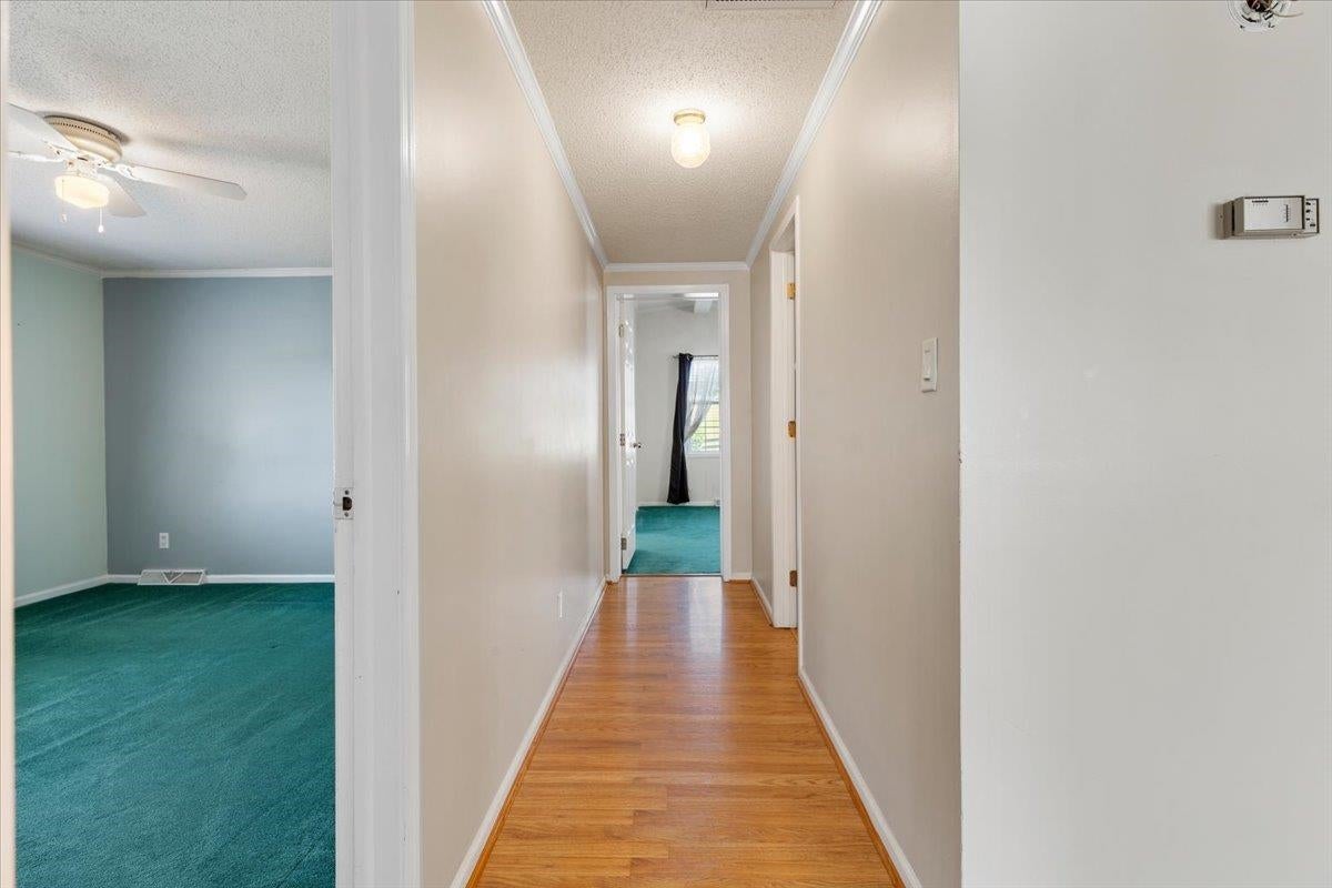 7727 Brooklyn Road Radford, VA 24141 - Photo 23 of 71 Gallery Image 23