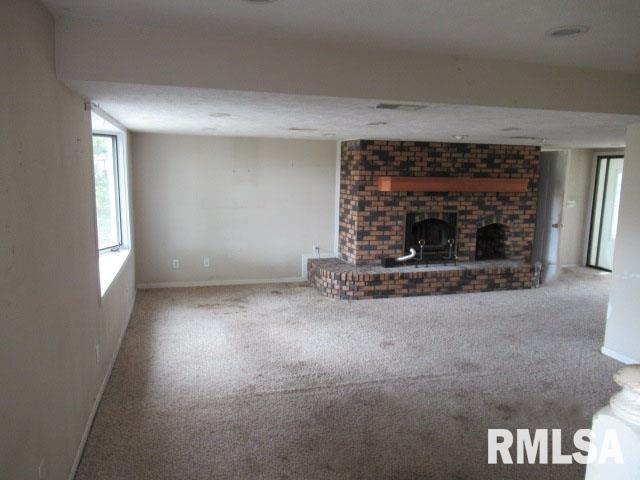 13909 Mennonite Church Road Pekin, IL 61554 - Photo 2 of 26