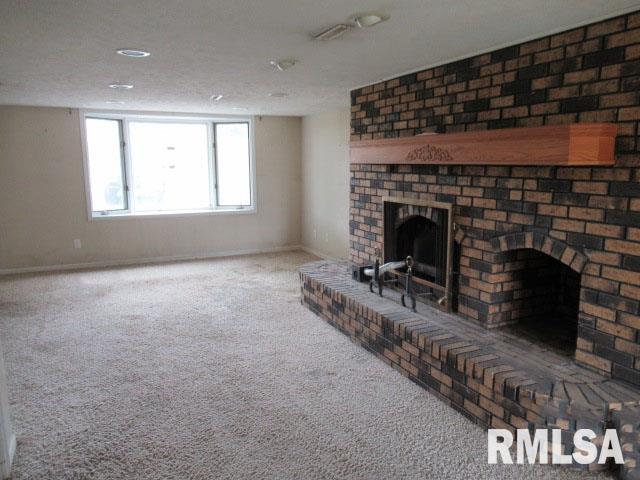 13909 Mennonite Church Road Pekin, IL 61554 - Photo 3 of 26