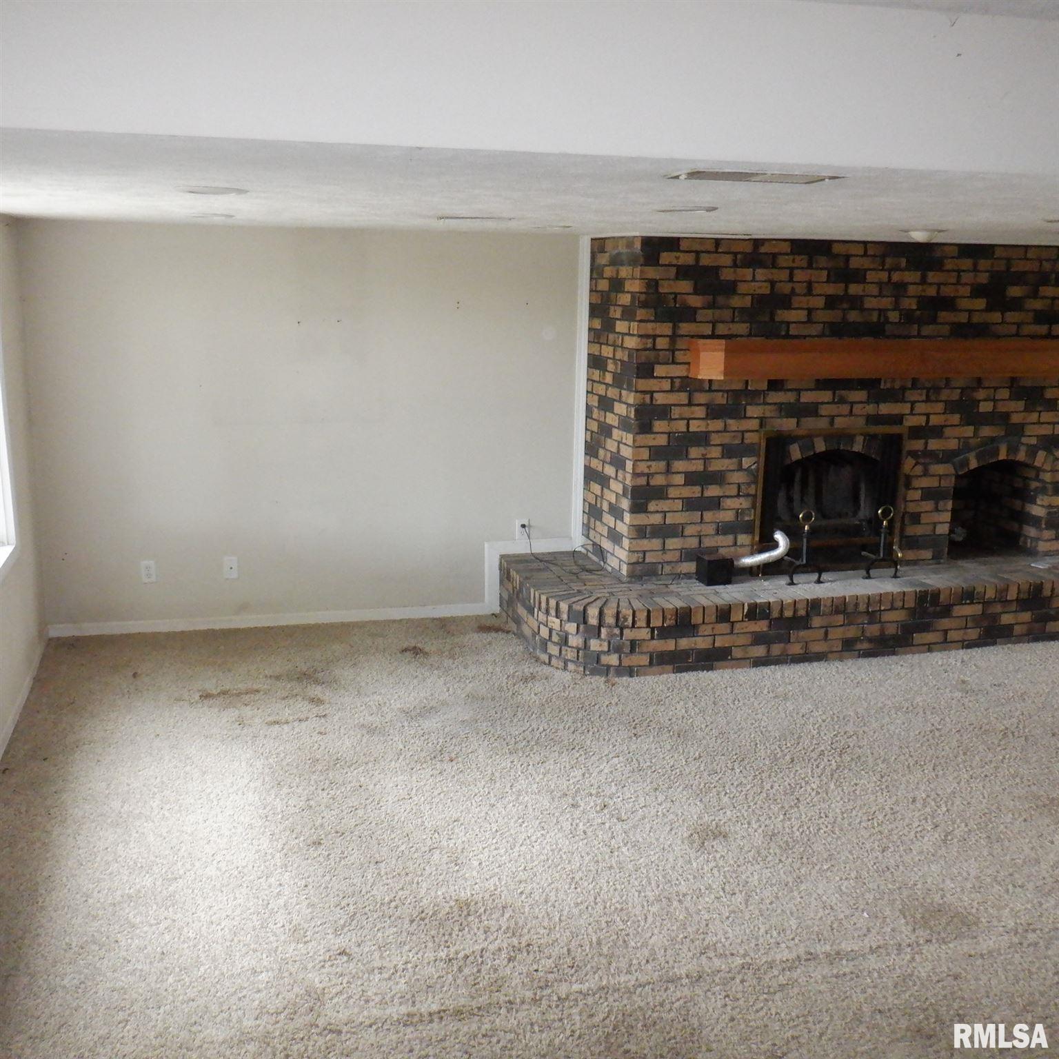 13909 Mennonite Church Road Pekin, IL 61554 - Photo 4 of 26