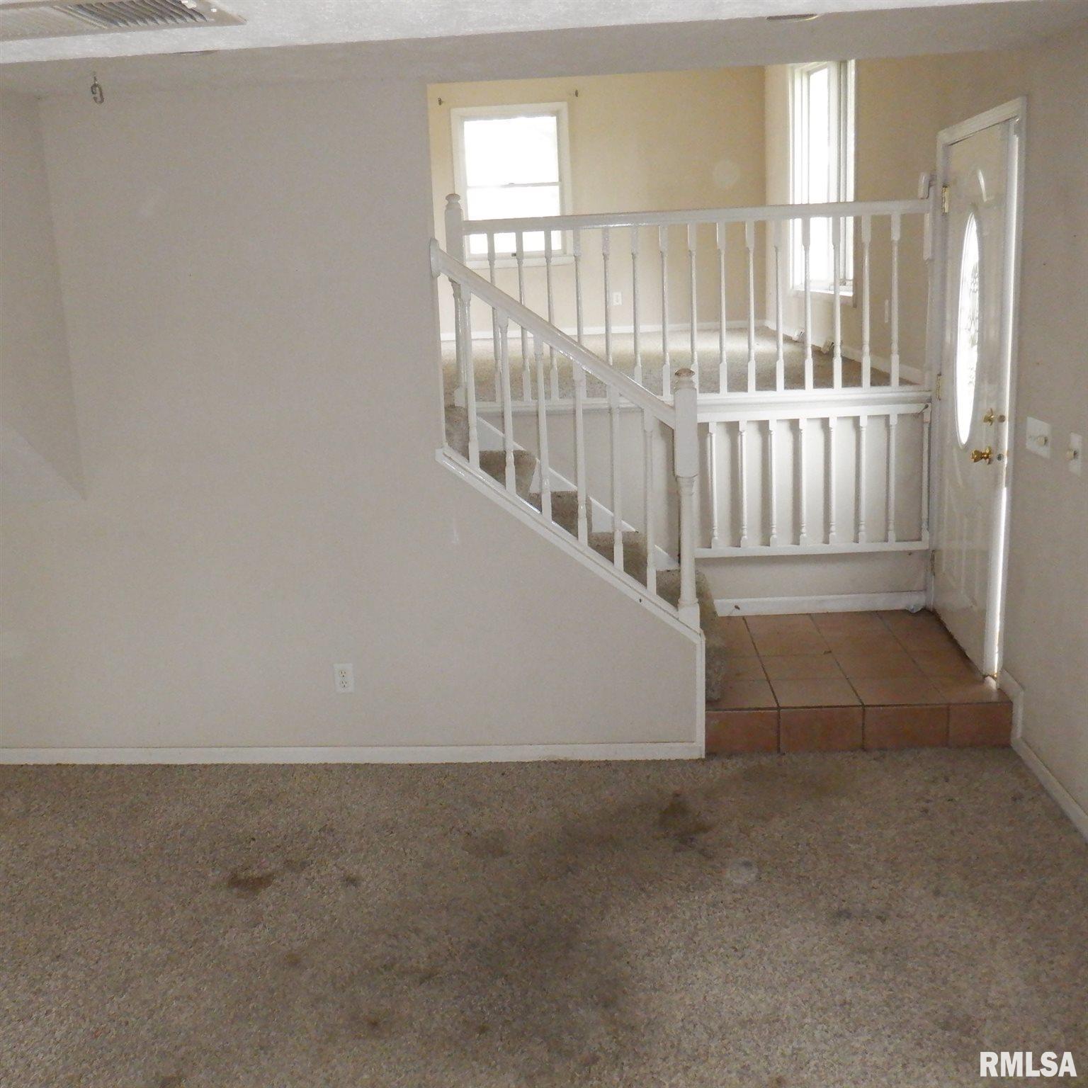 13909 Mennonite Church Road Pekin, IL 61554 - Photo 8 of 26
