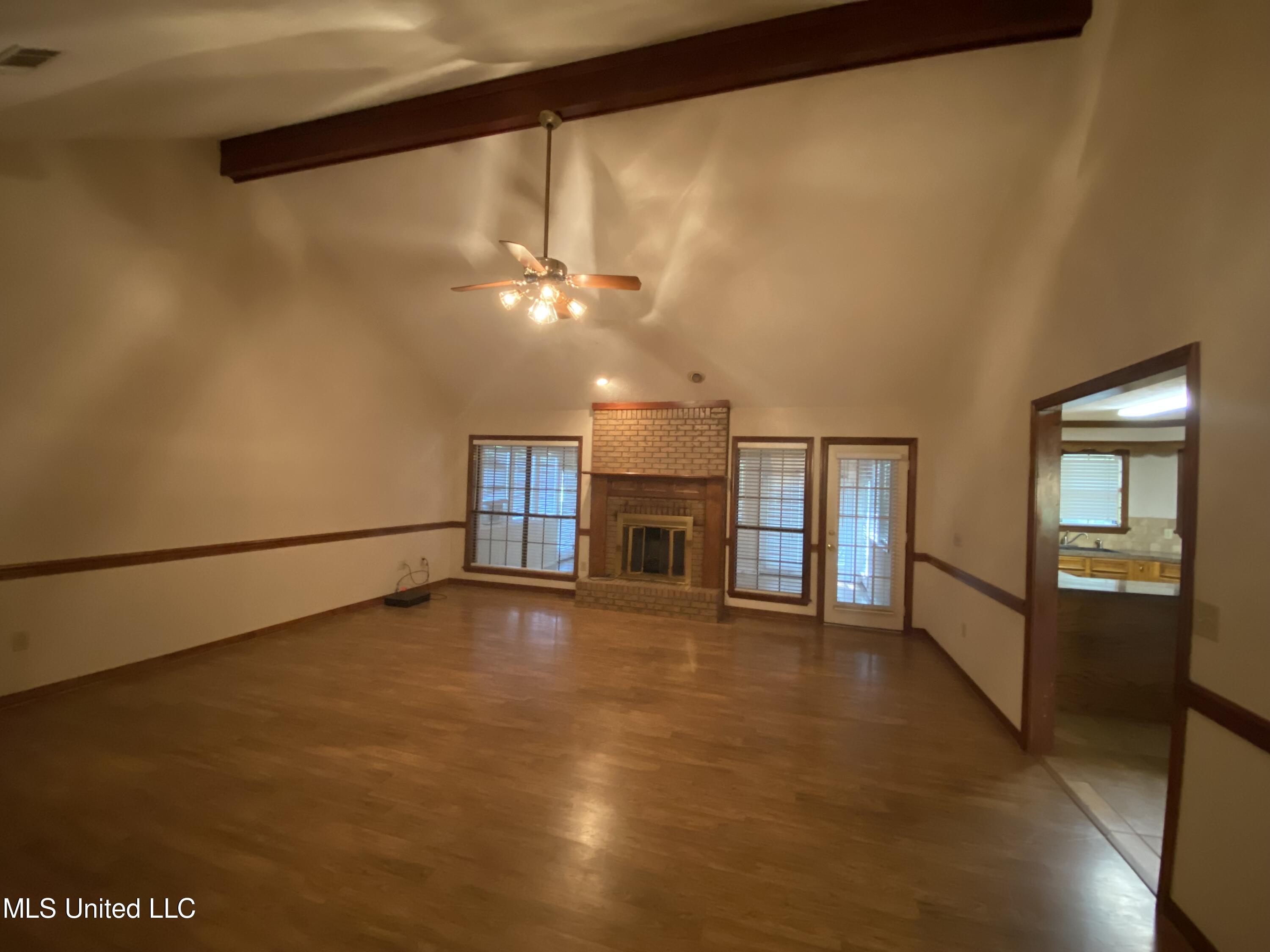 544 North Spring Lake Circle Terry, MS 39170 - Photo 5 of 37 IMG_8385