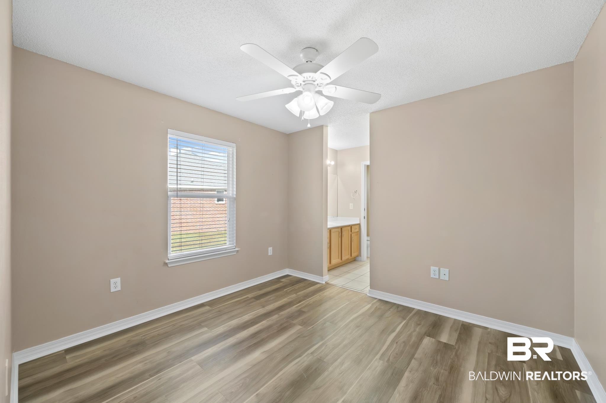 1064 Amazon Drive Foley, AL 36535 - Photo 15 of 26 Guest room