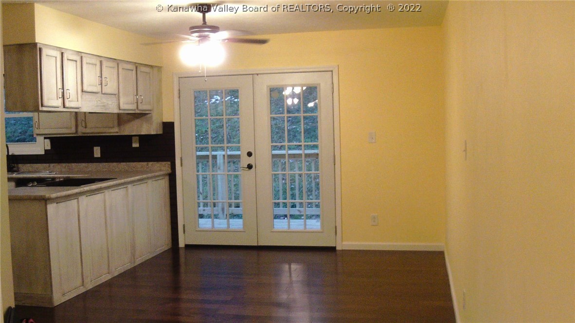 1214 Peach Ridge Road Hurricane, WV 25526 - Photo 7 of 23 Gallery Image 7