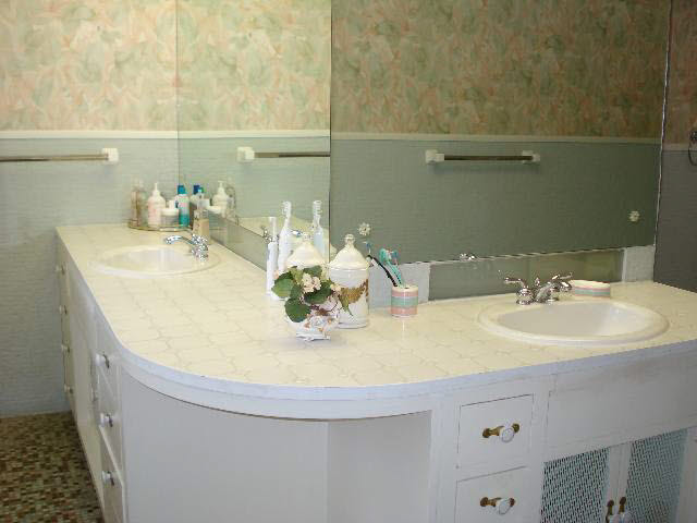 504 North Greenbriar Road Muncie, IN 47304 - Photo 8 of 9 Gallery Image 8