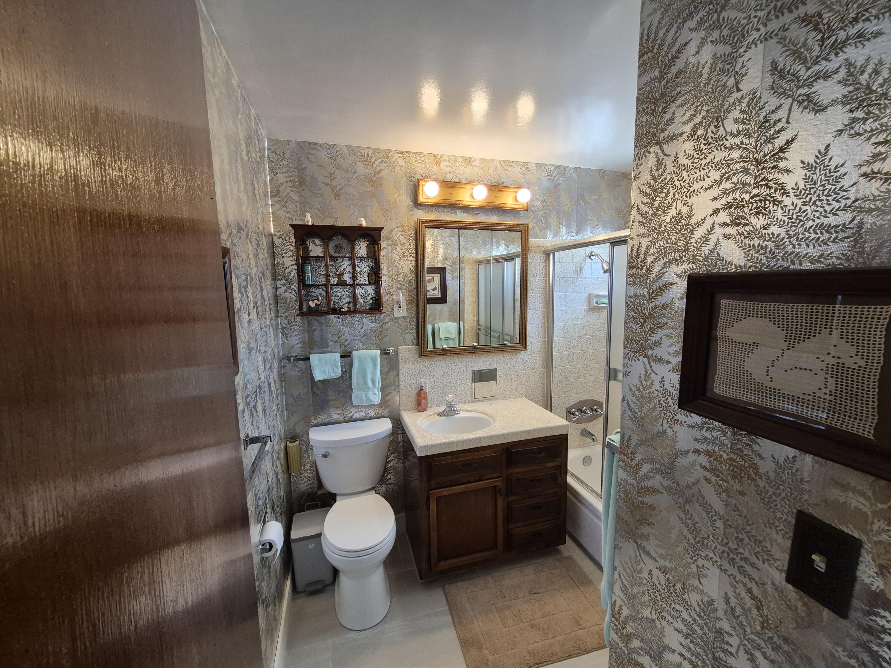 7703 Cassia Avenue Riverside, CA 92504 - Photo 12 of 28 16