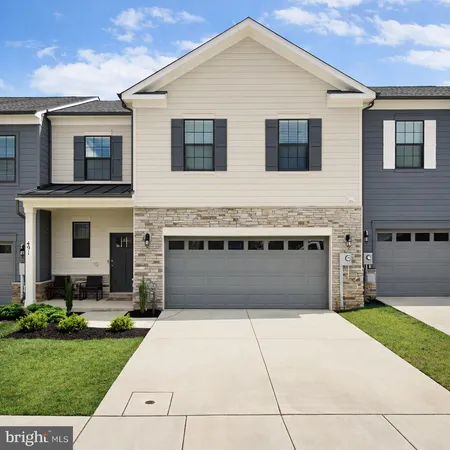 $3,200 | 491 Hanson Street, Frederick, MD 21701