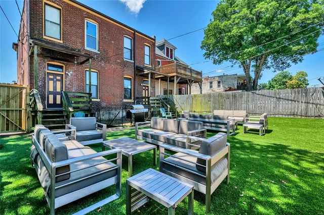 $525,000 | 4125 Chouteau Avenue, St. Louis, MO 63110