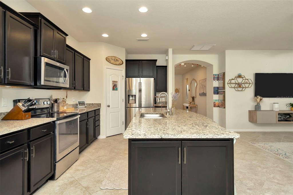 16340 Treasure Point Drive Wimauma, FL 33598 - Photo 23 of 50