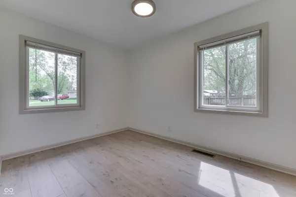 $270,000 | 146 Parkview Drive, Whiteland, IN 46184