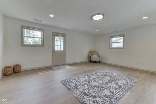 $270,000 | 146 Parkview Drive, Whiteland, IN 46184