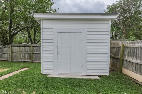 $270,000 | 146 Parkview Drive, Whiteland, IN 46184