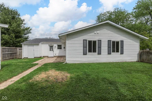 $270,000 | 146 Parkview Drive, Whiteland, IN 46184