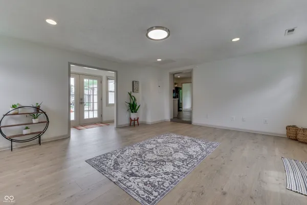 $270,000 | 146 Parkview Drive, Whiteland, IN 46184